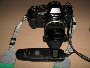 撮影機材のニコンF-501とAi-s Nikkor 24mmF2.8